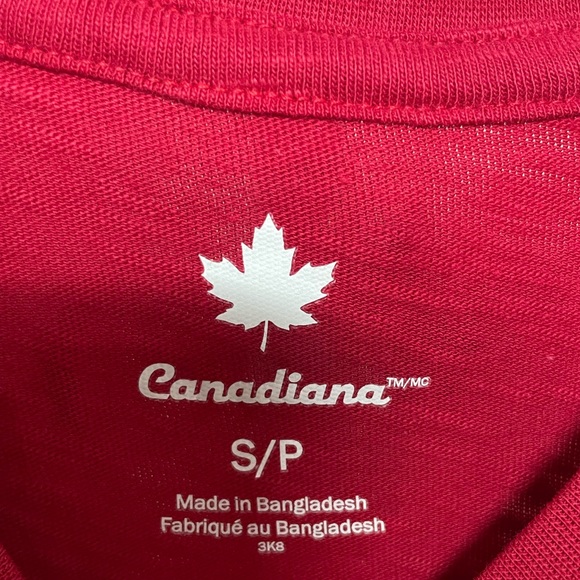 Canadiana Crewneck Tee - Picture 2 of 8